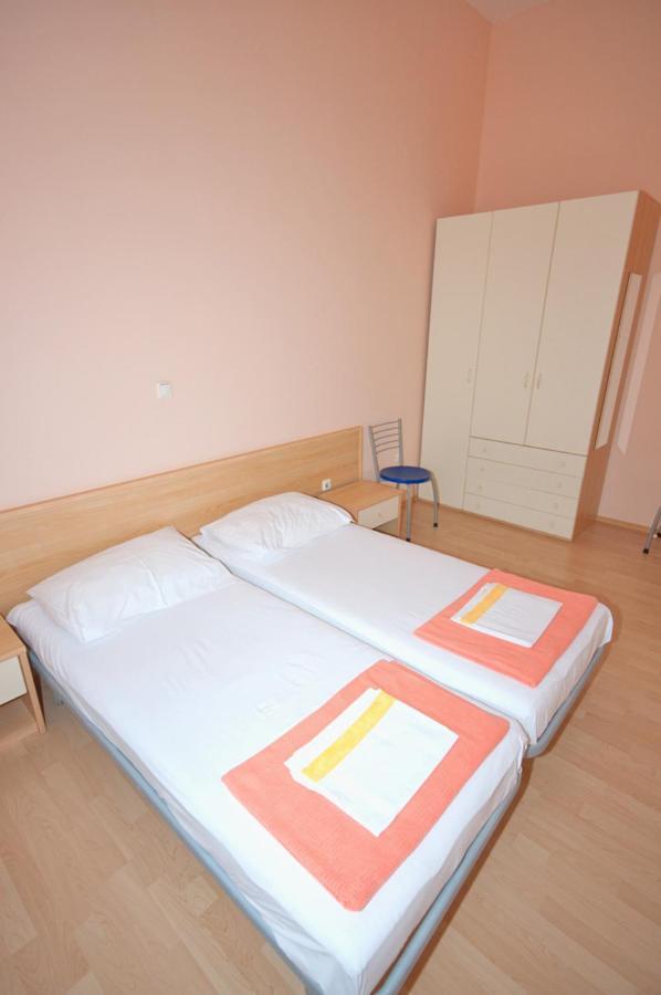 Apartments Miriam Premantura Buitenkant foto